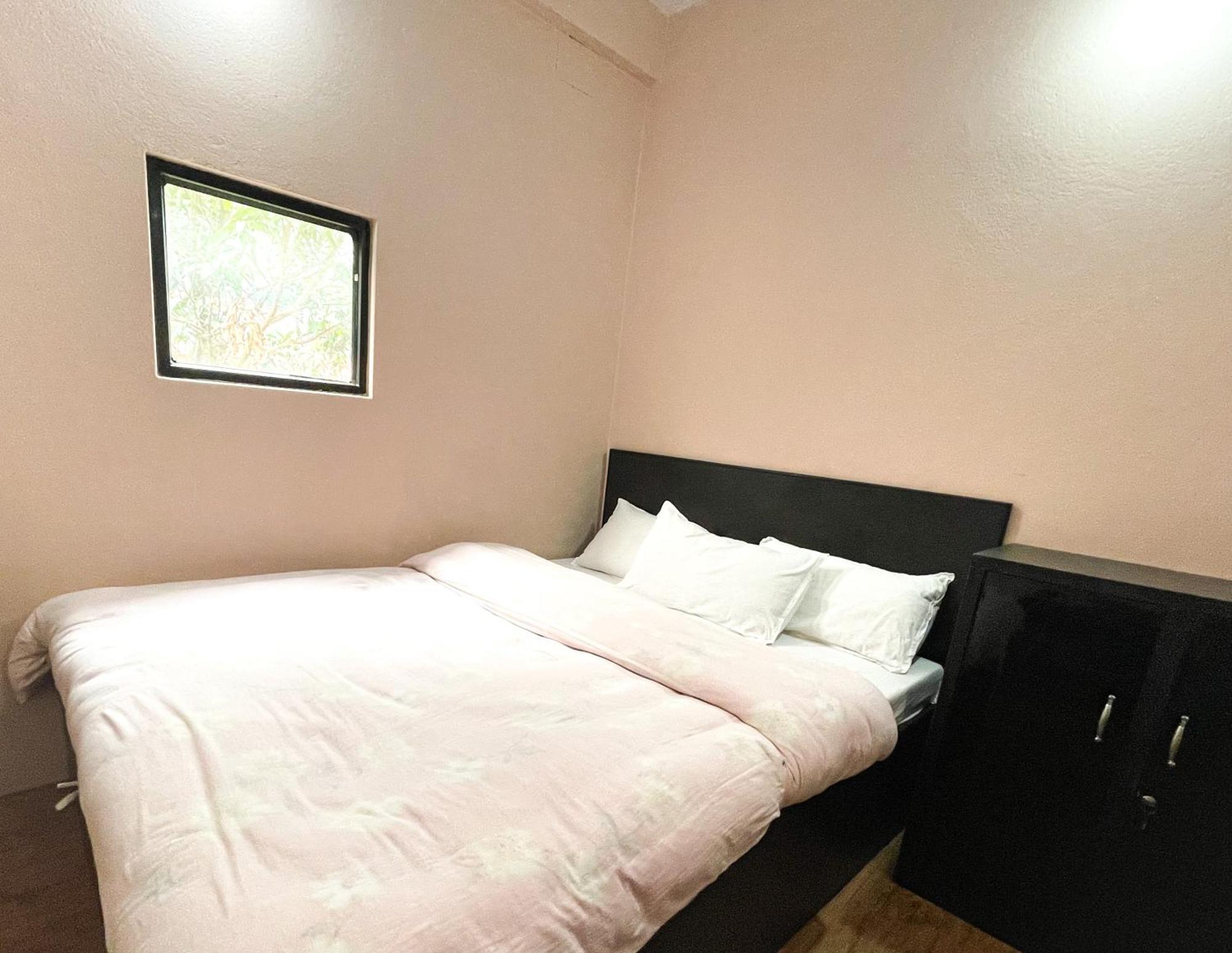 Yuriko Guest House Pokhara Kültér fotó